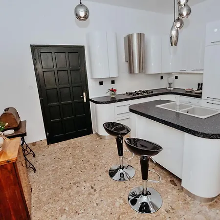 Apartment Ana Preko
