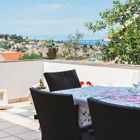 Ana Apartment