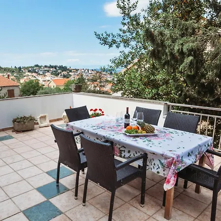 Apartment Ana