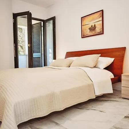 Apartment Ana